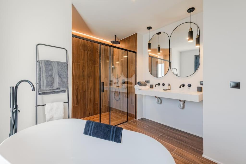 Villa Con Piscina Privada Gelves المظهر الخارجي الصورة