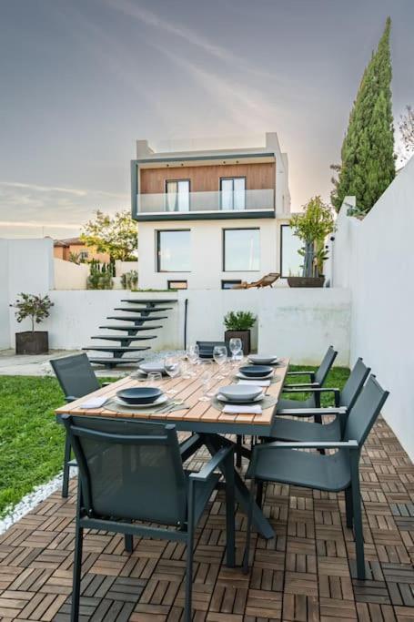 Villa Con Piscina Privada Gelves المظهر الخارجي الصورة