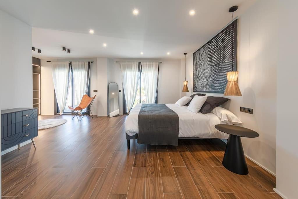 Villa Con Piscina Privada Gelves المظهر الخارجي الصورة