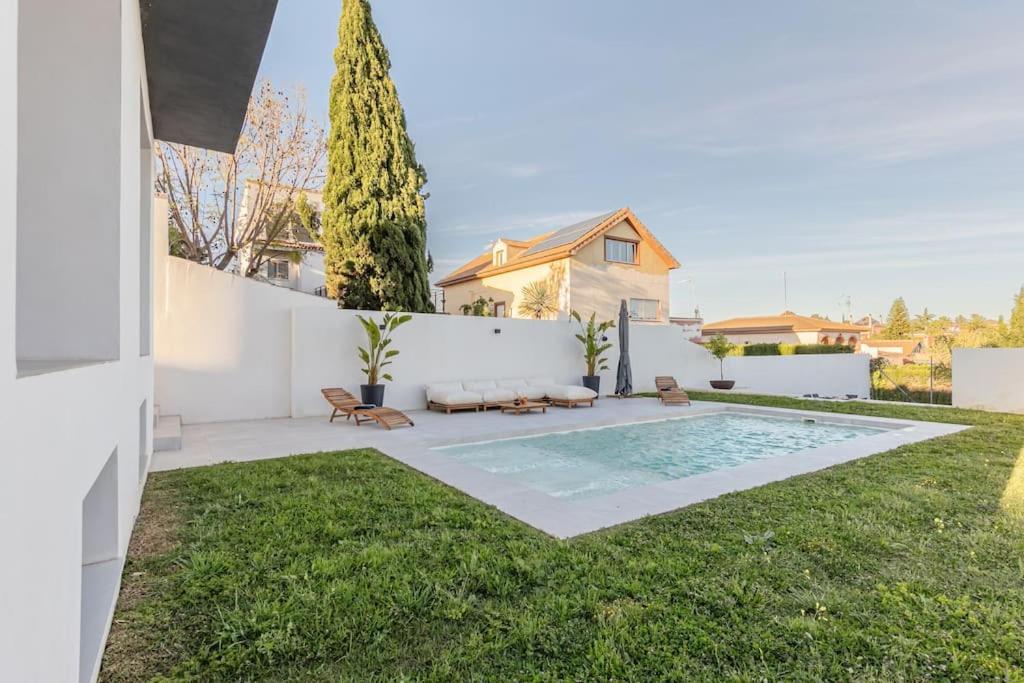 Villa Con Piscina Privada Gelves المظهر الخارجي الصورة